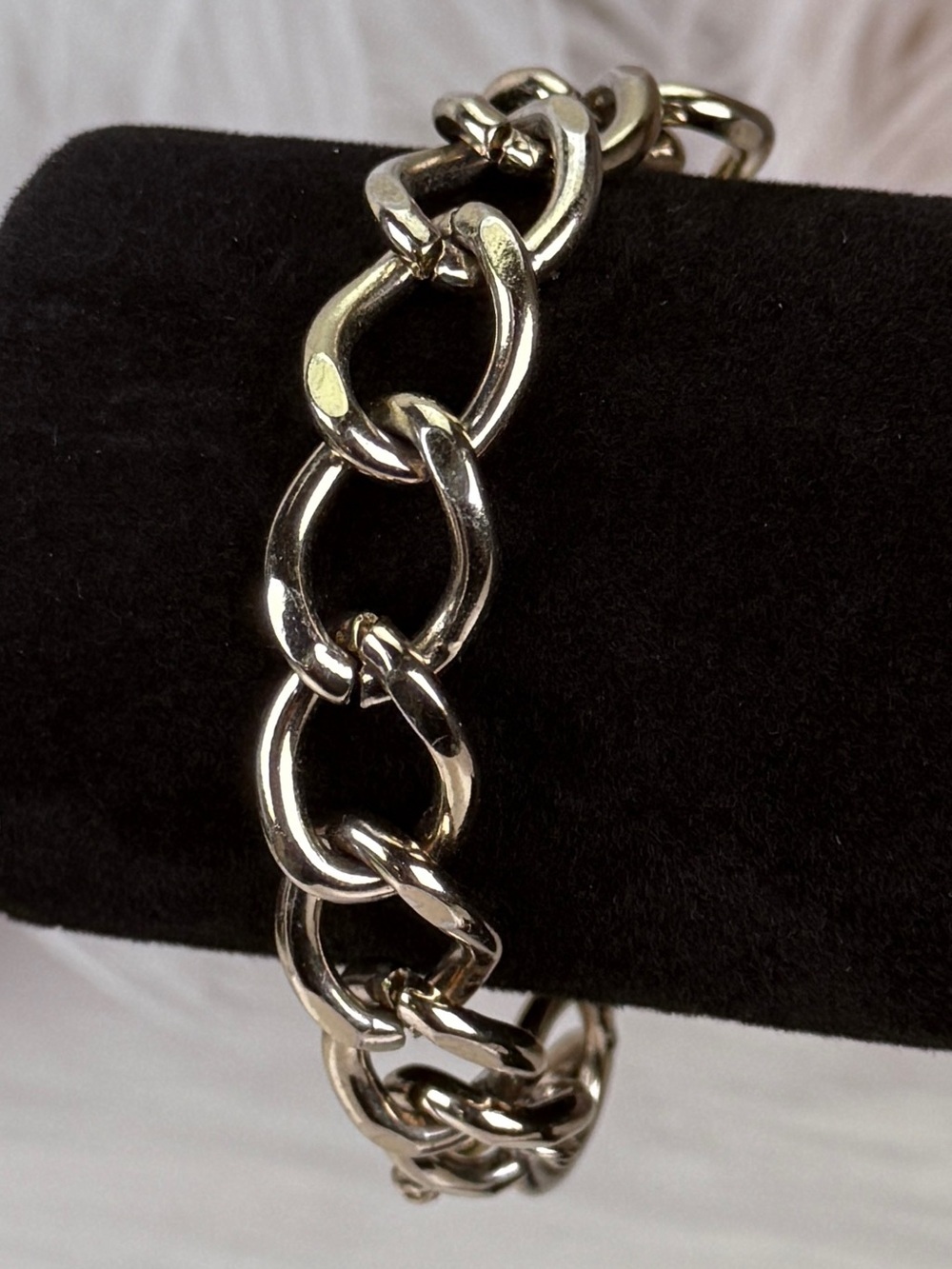 Stylish Chunky Vintage Aged Light Goldtone Chain Toggle Bracelet